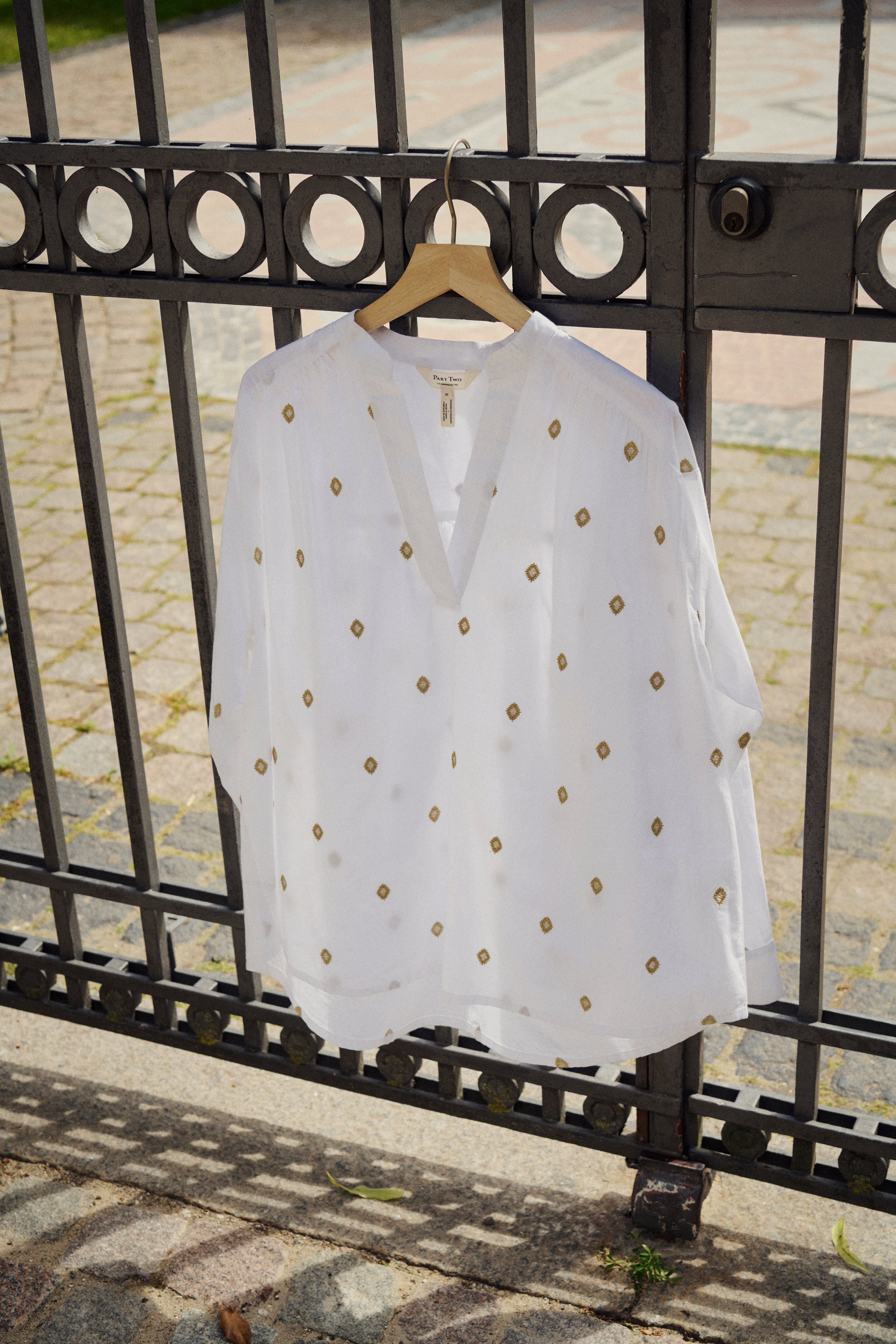 Part Two Natale Blouse White with Gold Embroidery