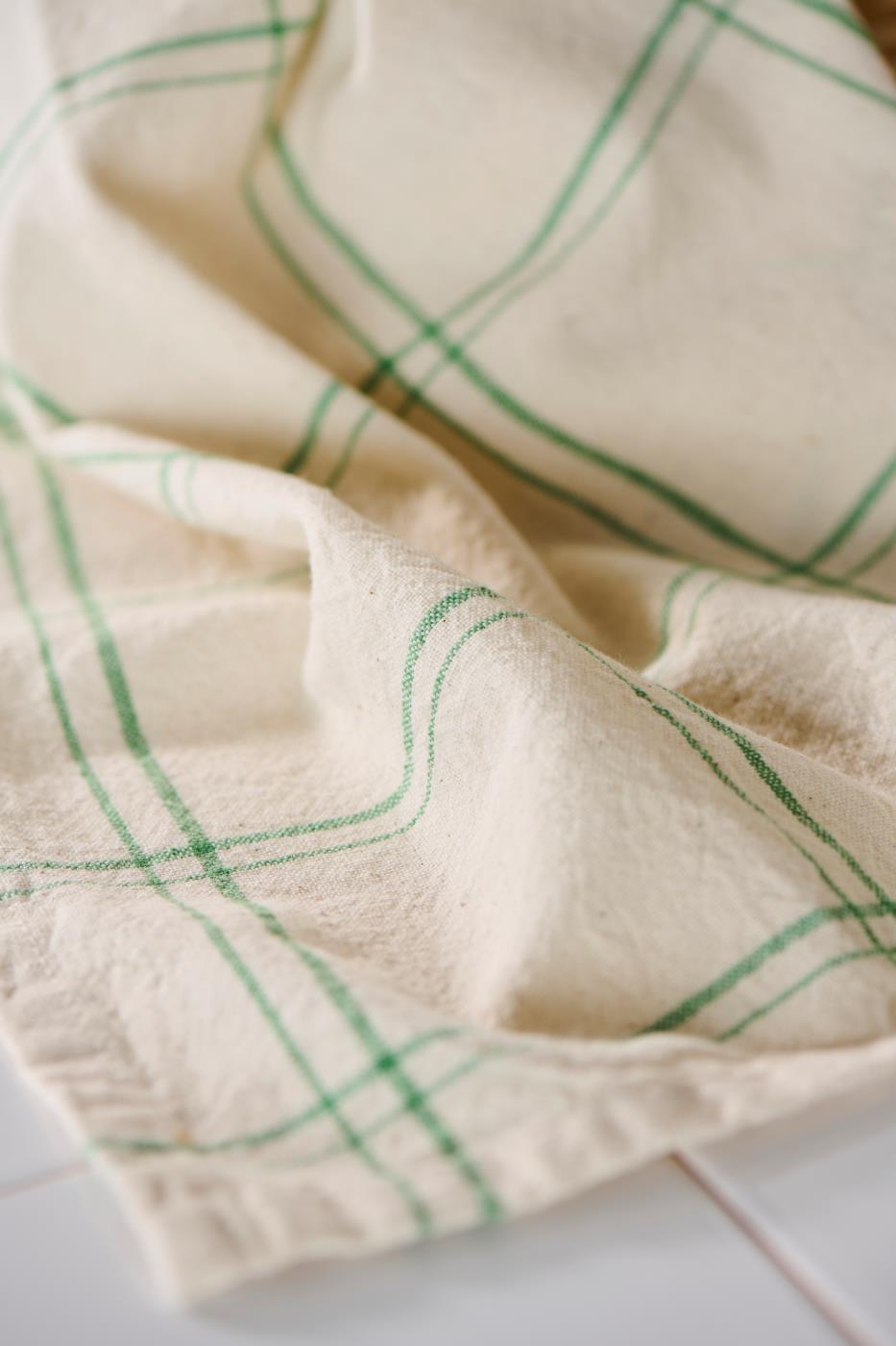 Tea Towel Eskild Natural and Green Line Check