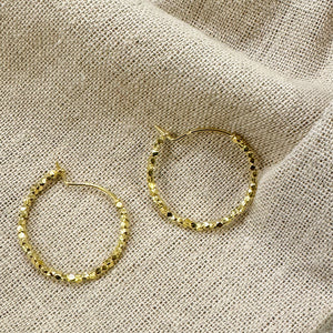 KSE-84 a Gold Faceted Beaded Hoop Earrings Medium