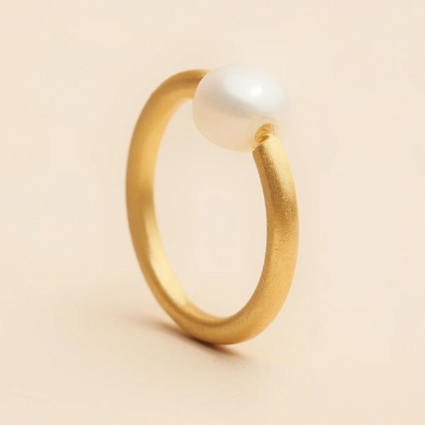 Halus Gold Ring With Pearl Detail